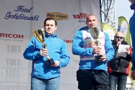 Tomasz Bujok i Przemysław Saleta przed ceremonią wręczenia pucharów